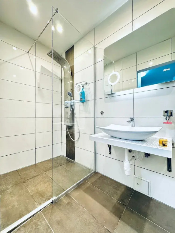 2BR 1LR Apartment for 5 Peaceful Stay