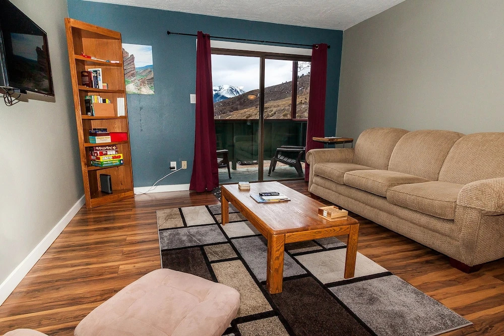 Dillon Valley West #206j by Summit County Mountain Retreats