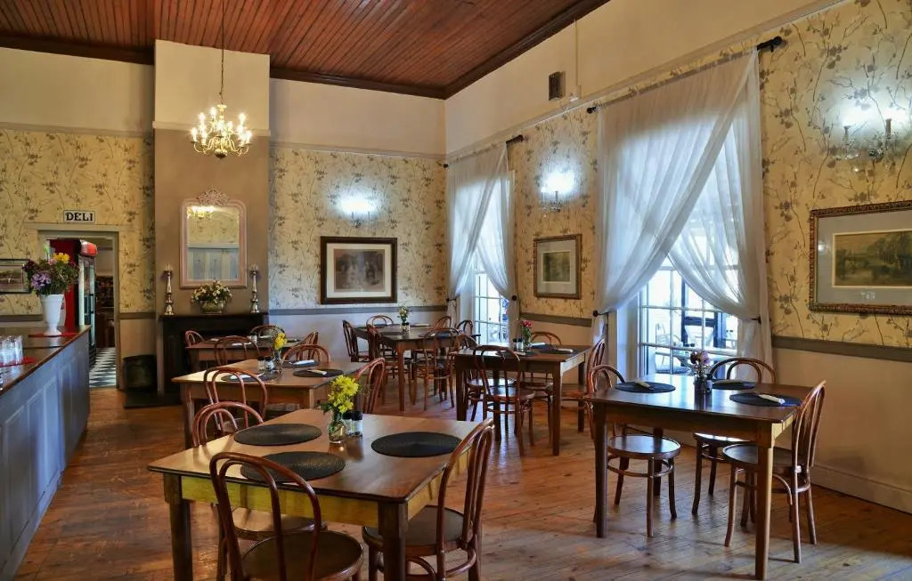 Swartberg Hotel, Cork Tree Collection