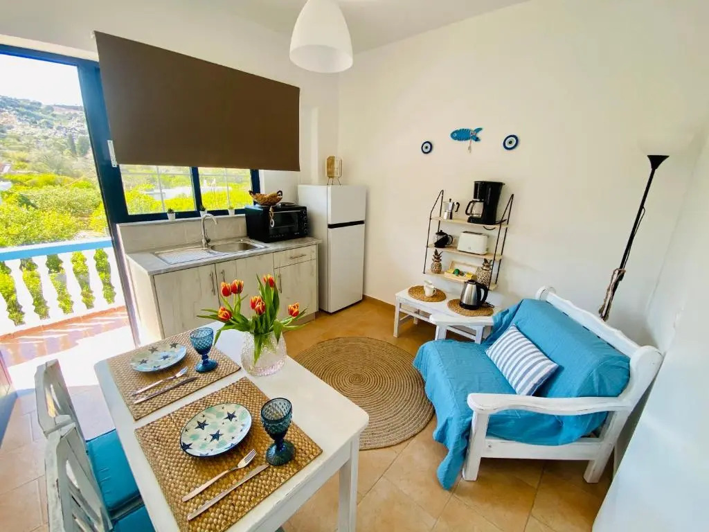 Afroditi Junior Suites