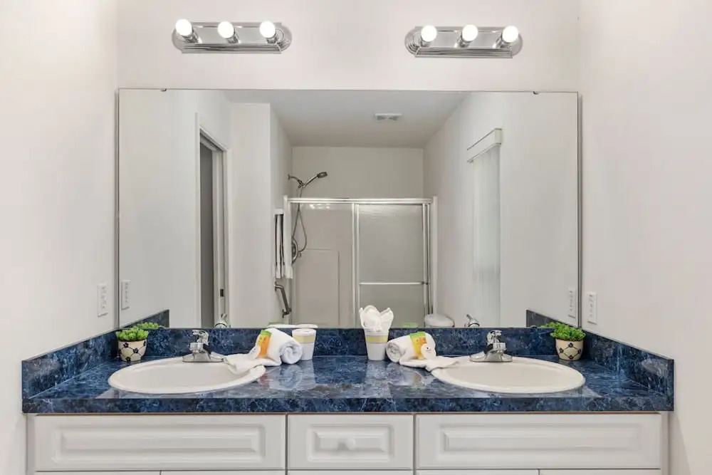 Villa Ciska Gorgeous Pool Home With 3 Suites