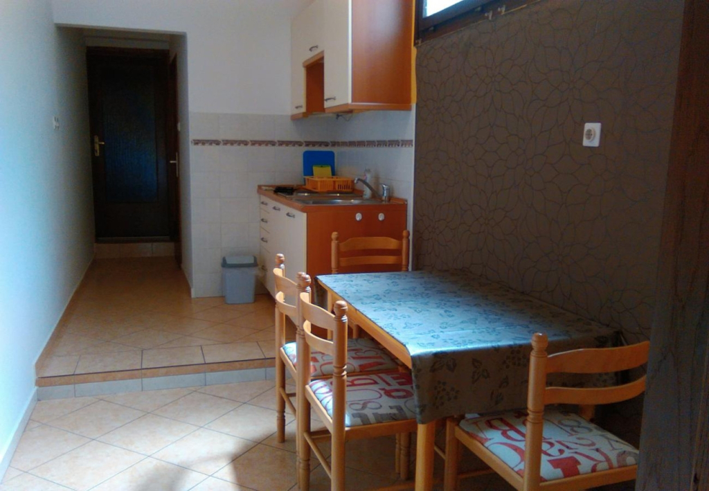 Studio apartment Ani - 10 M from the sea SA2 žuti Jadranovo, Riviera Crikvenica