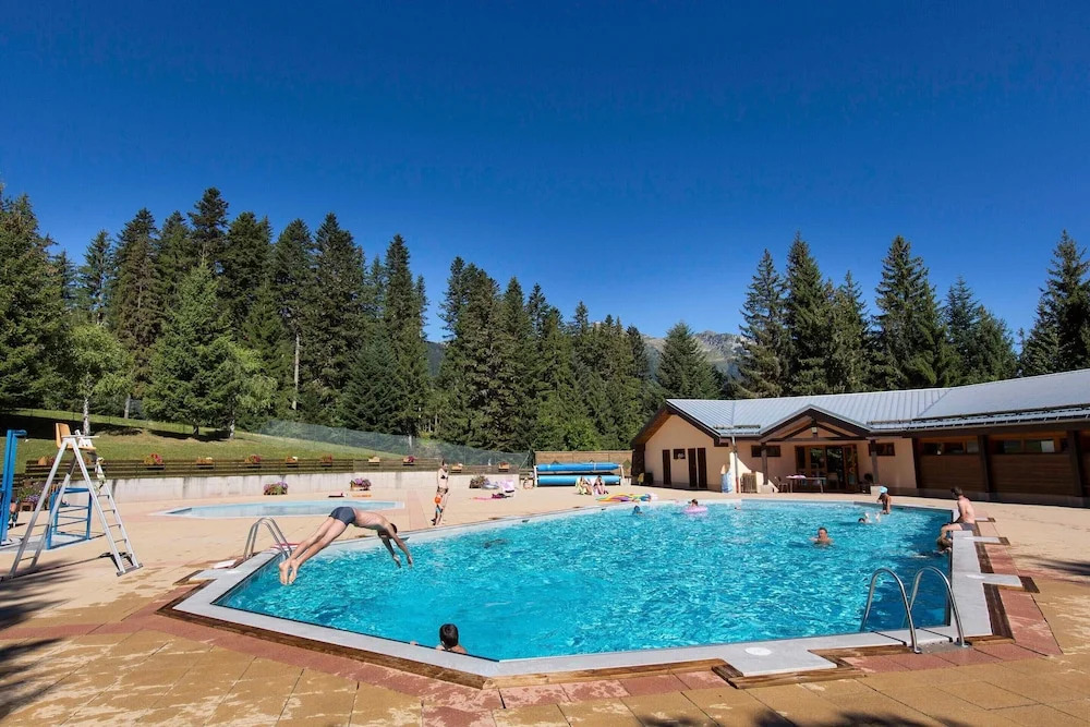 Alpine Retreat With Terrace for 4