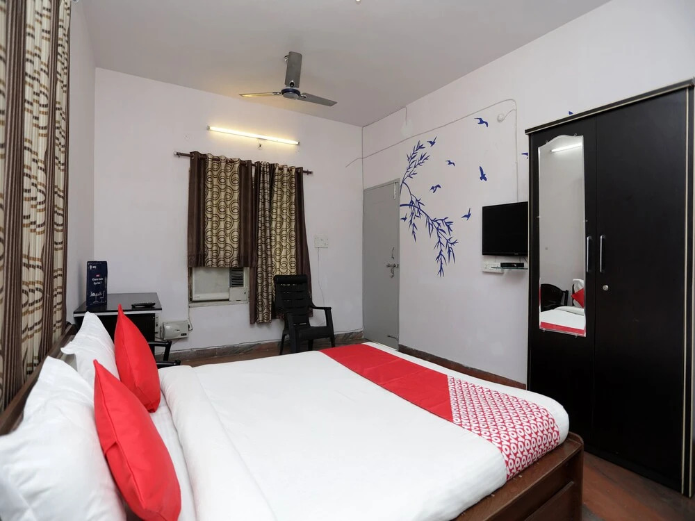 OYO 4229 Rishi Homes Stay