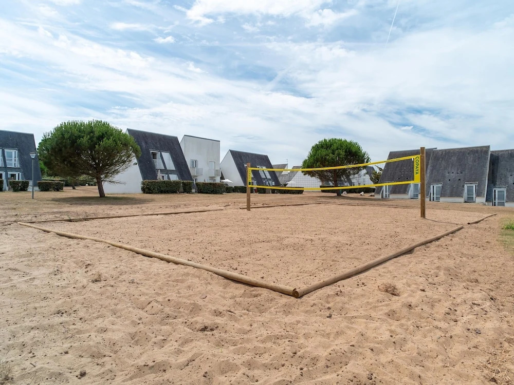 Duplex, 200m to Falaise Beach