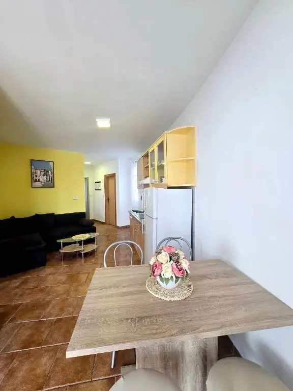 Apartments Vugica Šilo