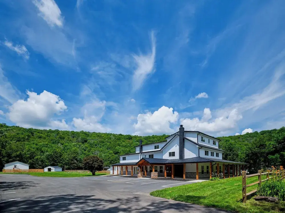 Saddleview Bed & Breakfast