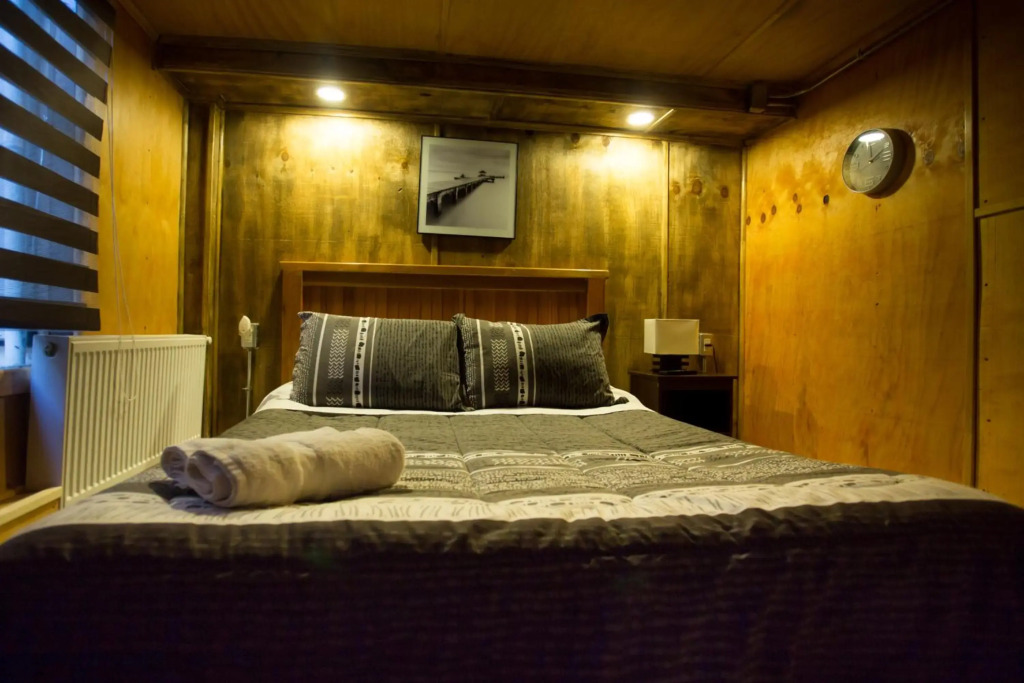 Hotel Low Cost "Colón"