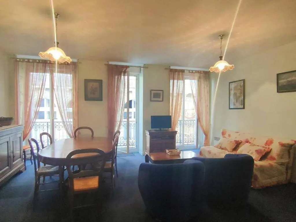 Appartement Cauterets, 4 pièces, 8 personnes - FR-1-234-165