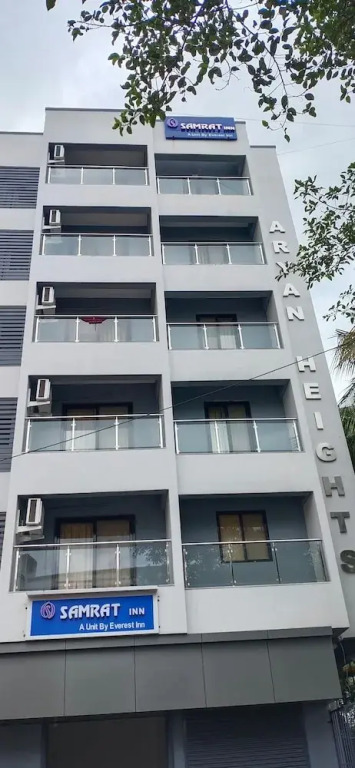 Samrat Inn