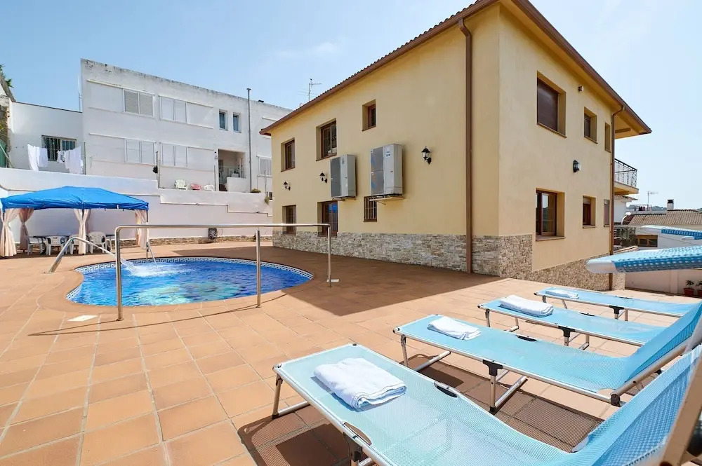 Marina in Blanes With 6 Bedrooms and 4 Bathrooms