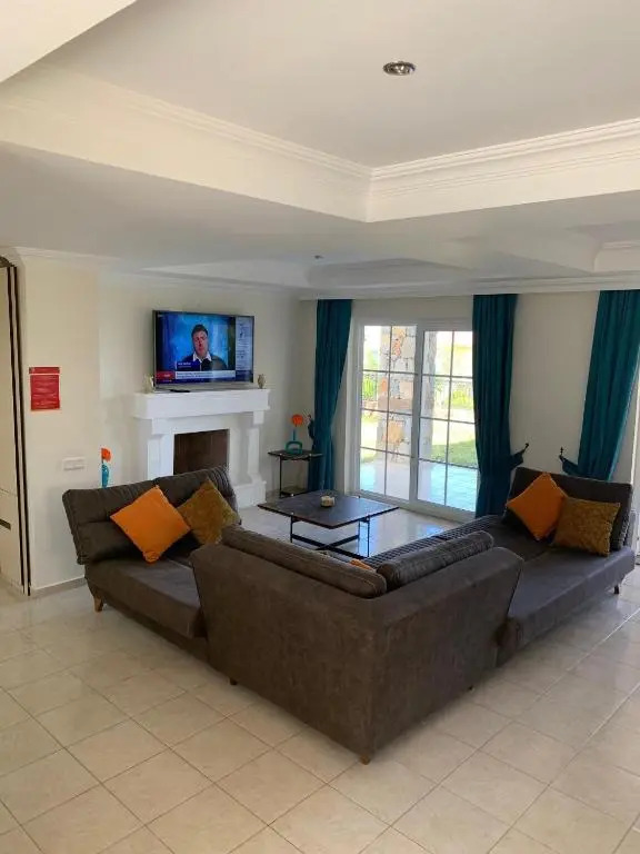 Emerald Villa 8