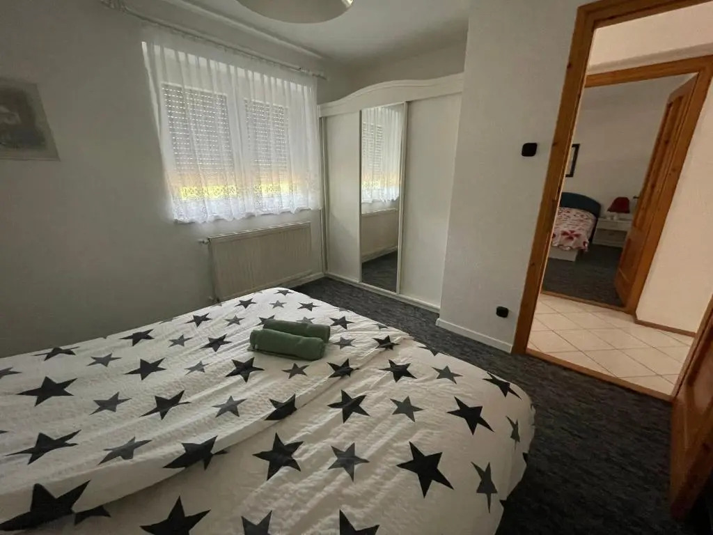 Frankie Holiday Apartment III
