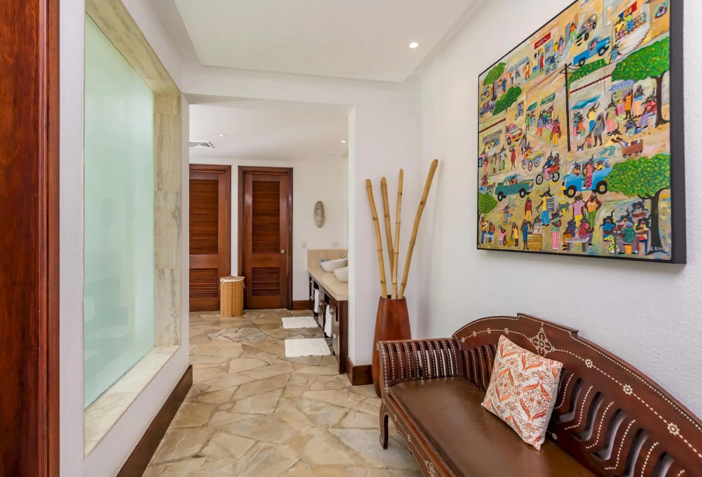 Fantastic villa at Casa de Campo - with ocean/river views, 2 golf carts, chef, maid & butler