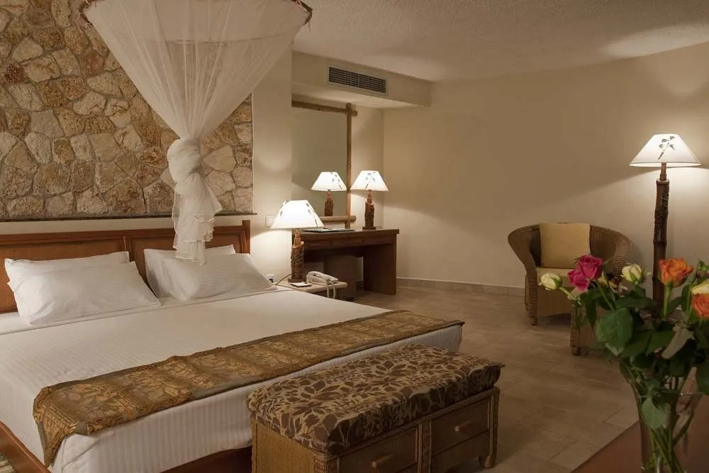 Ledger Plaza Bahari Beach Hotel
