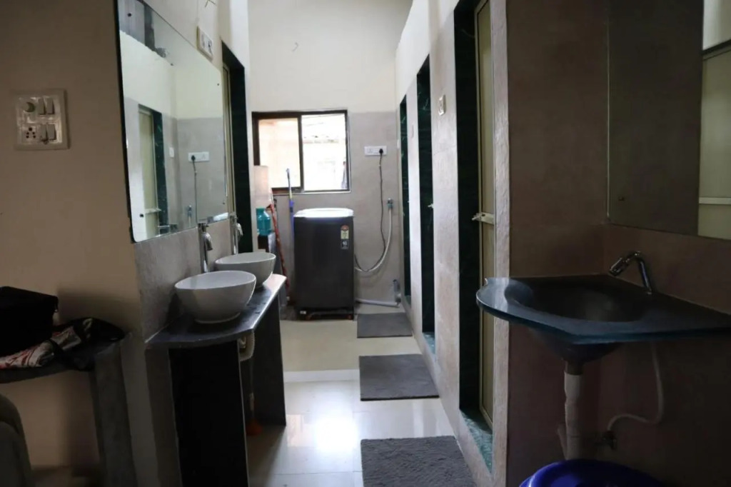 Indigo Room Sharing Dormitory - Near International Airport