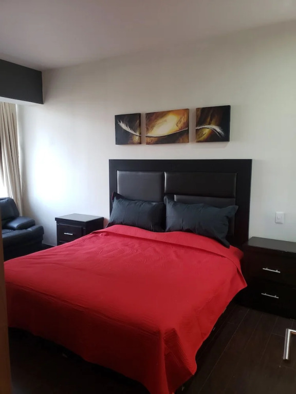 The Plaza Residenses