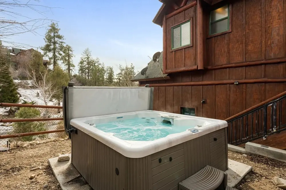 07 - Windsong Retreat 4 Bedroom Home by Redawning