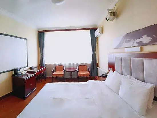 Homeinn Ease Hotel (Bayannur Linhe High-Speed Railway Station)