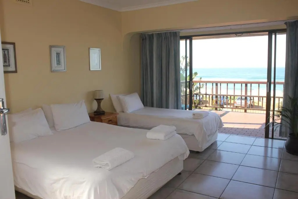 Glenashley Beach Accommodation - B&B and Backpackers