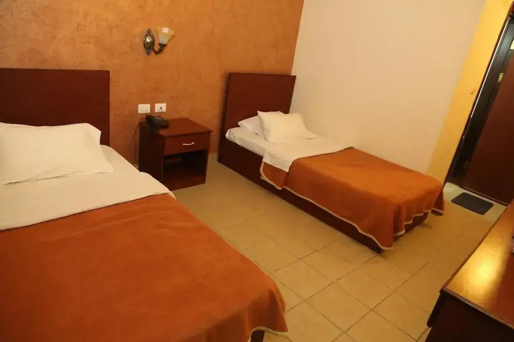 Rumman Hotel