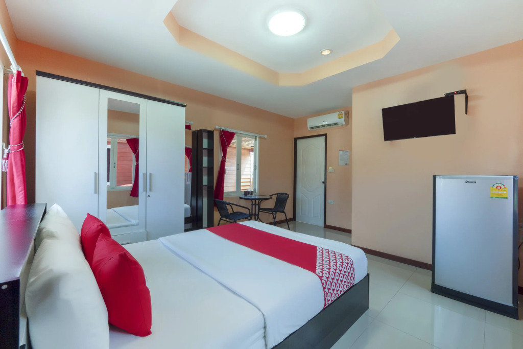 OYO 1166 Train Way Resort