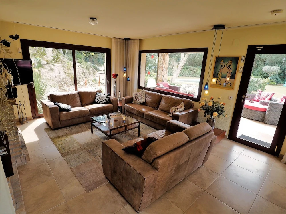 Villa in Calonge with Pool near Beach