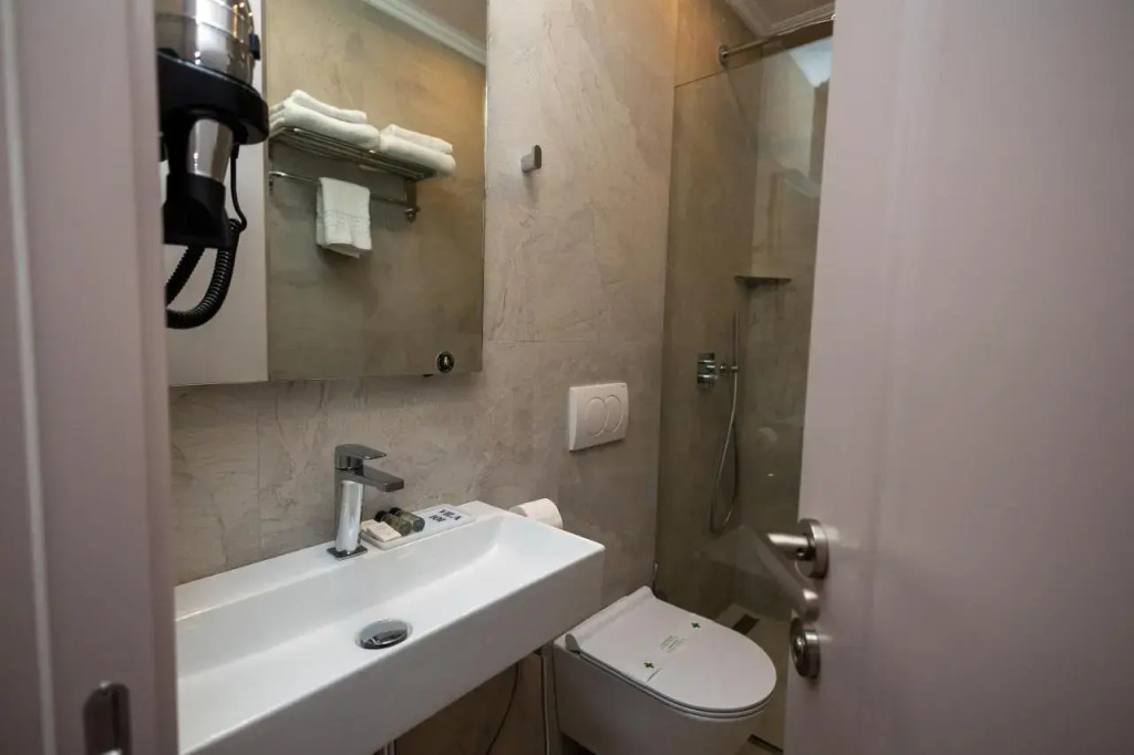 Hotel Vila 101-New Bazaar