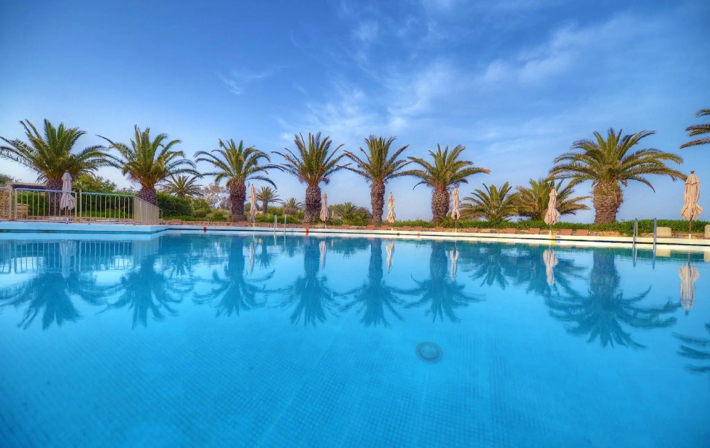 Hotel Ta Cenc & Spa