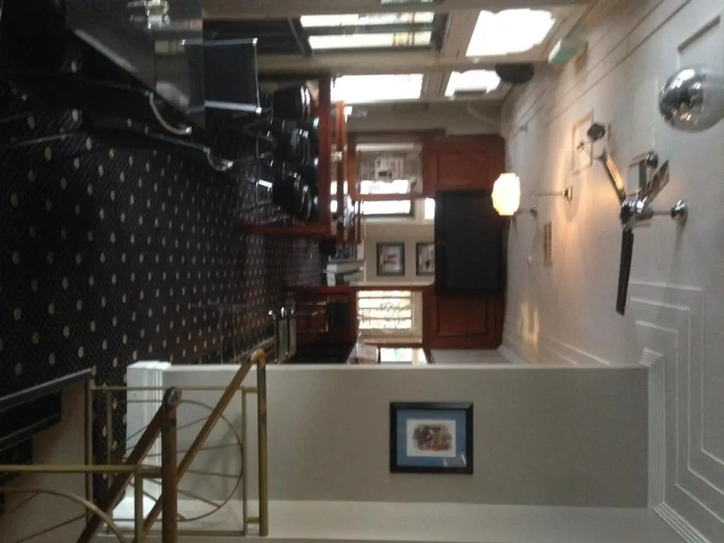 Grand Hotel