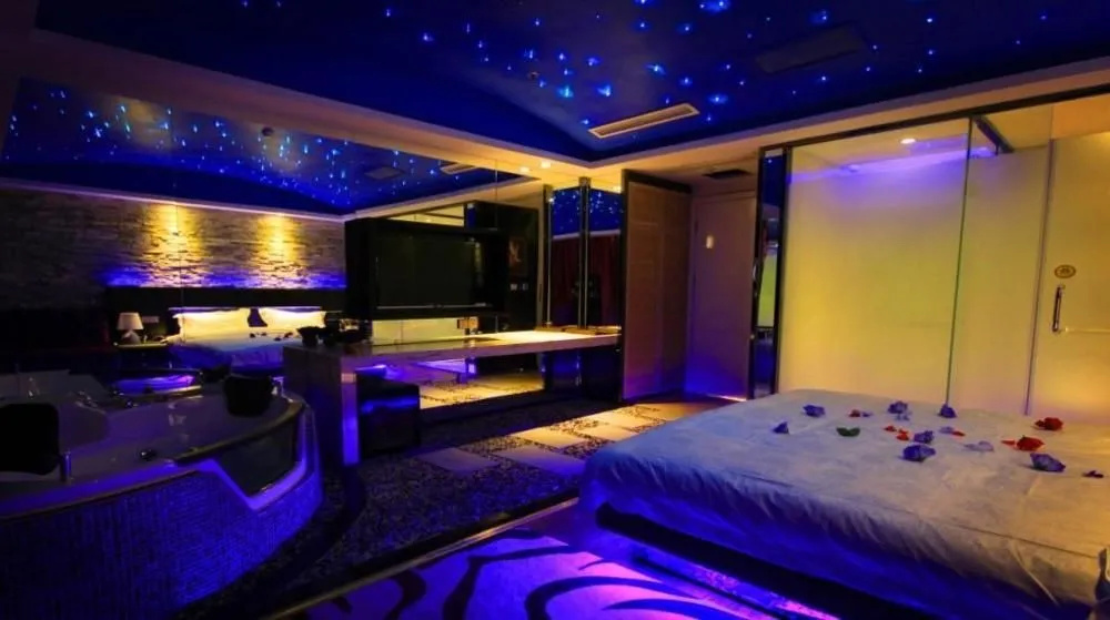 Meigui Zhiyue Theme Hotel
