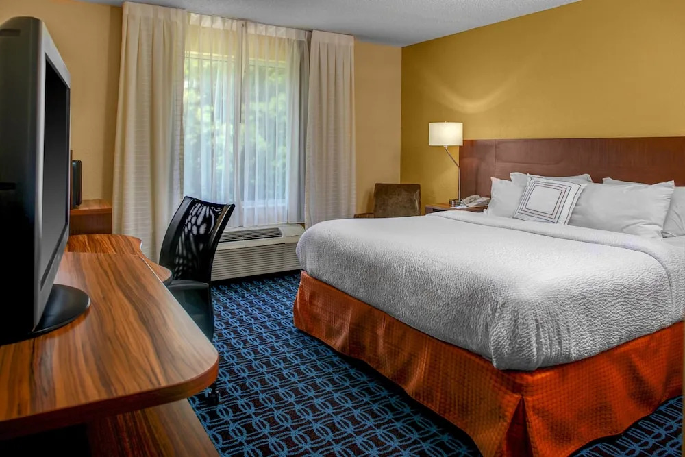 Fairfield Inn & Suites Emporia I-95