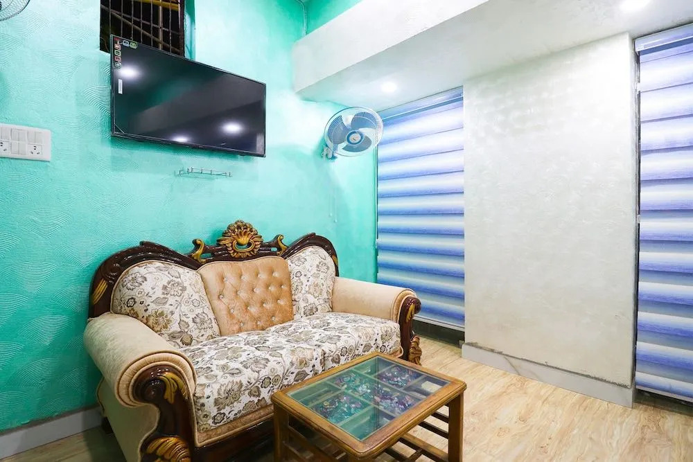 Classic Hotel @ Walk in Nizamuddin Railway Station