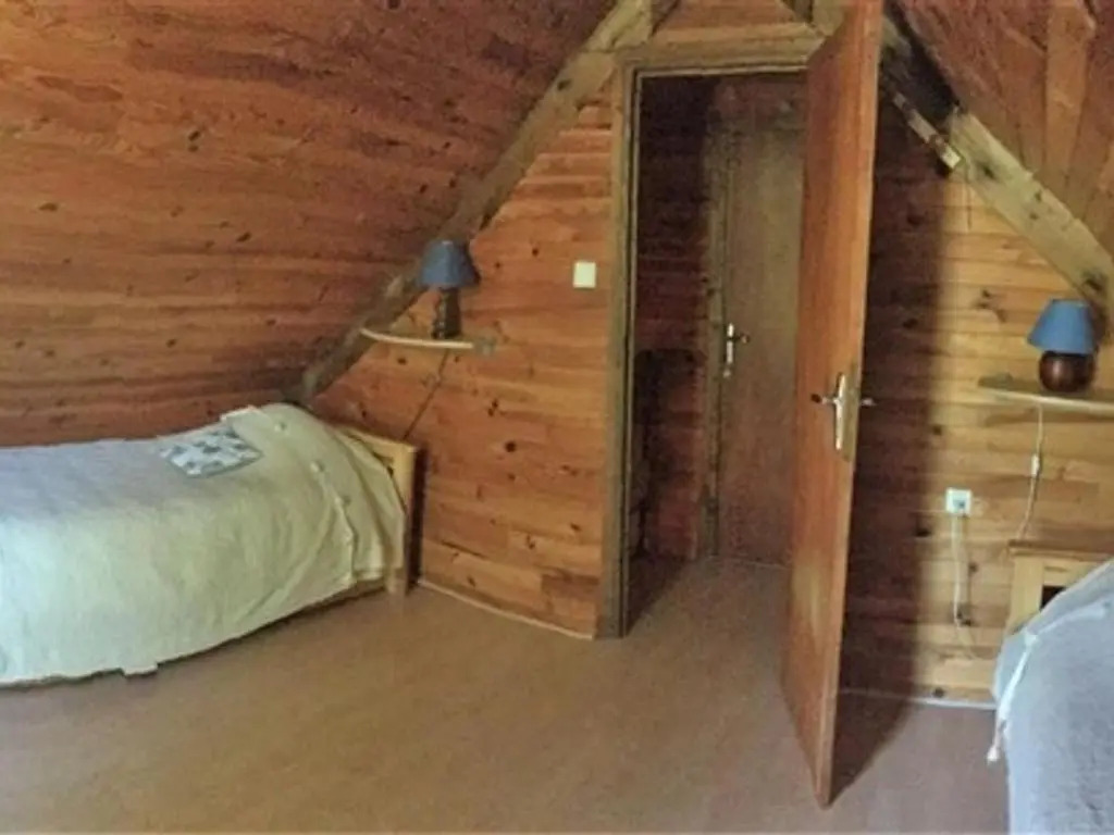Mont-Dore: Chalet 3 chambres, parking, terrasse, proche pistes - FR-1-415-57