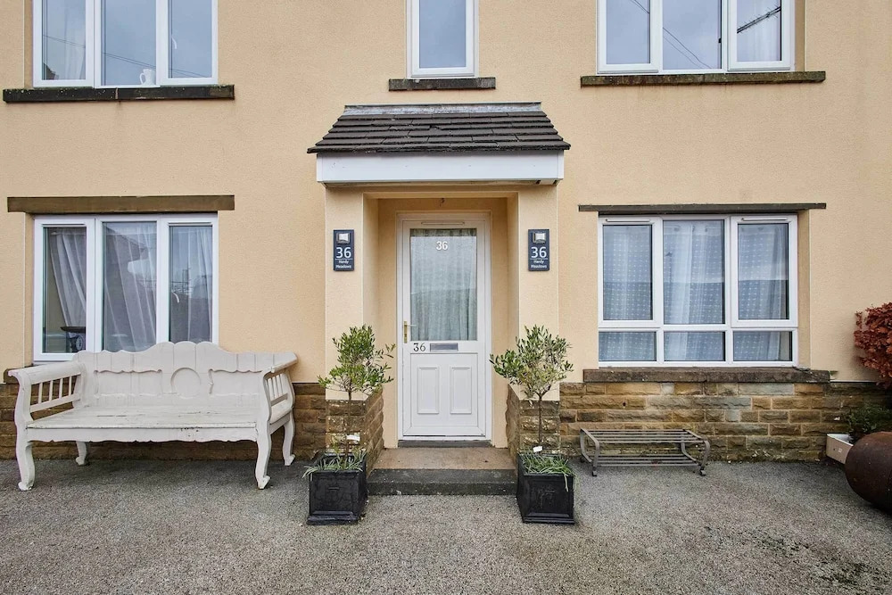 Host and Stay 36 Hardy Meadows