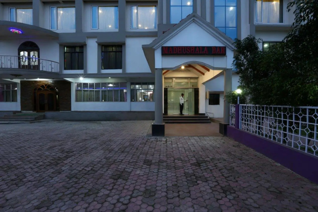 Hotel Jironi