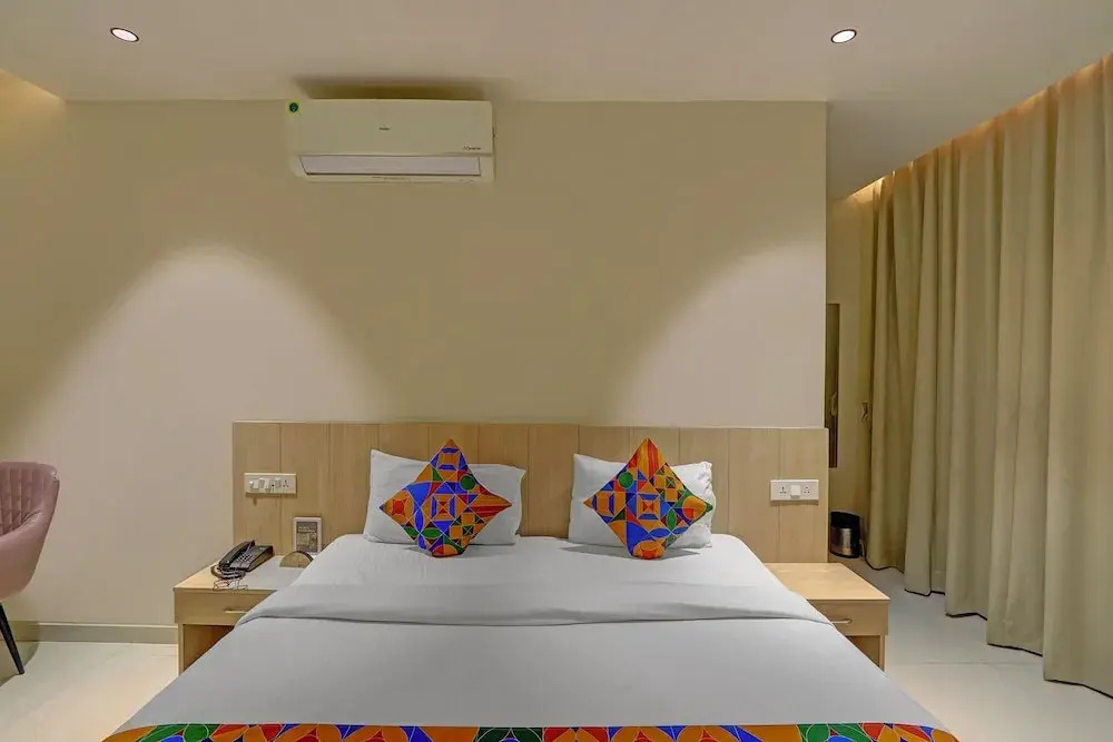 FabHotel Blue Moon