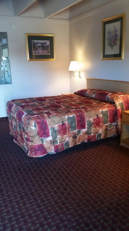 Continental Inn