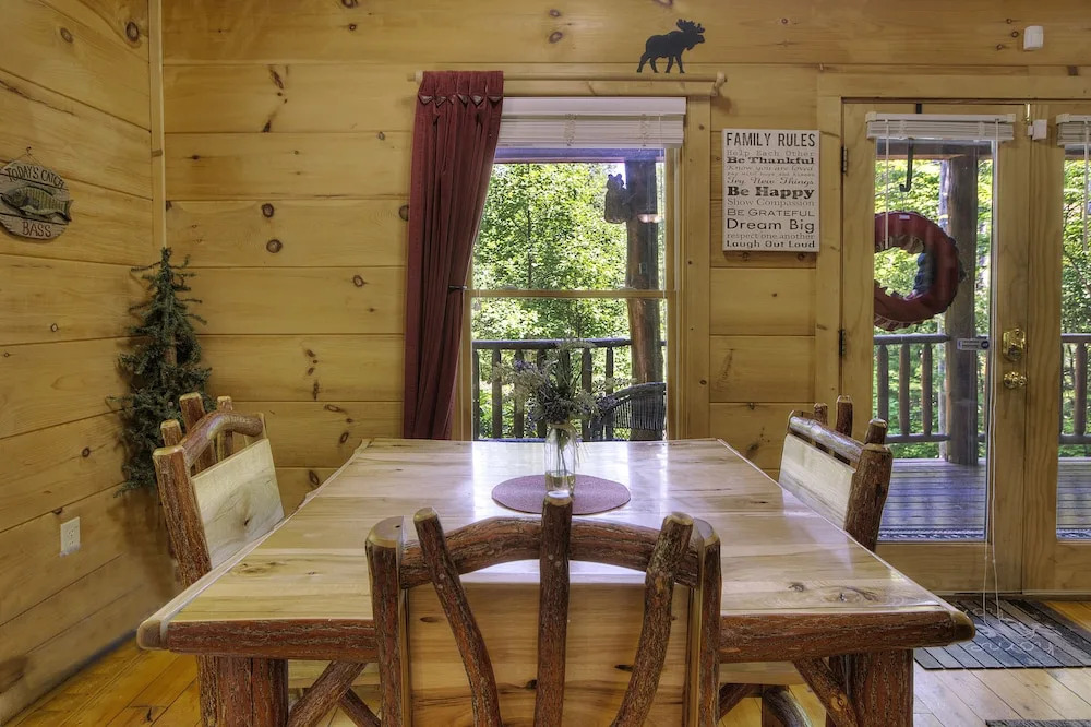 A Secluded Bearadise #247