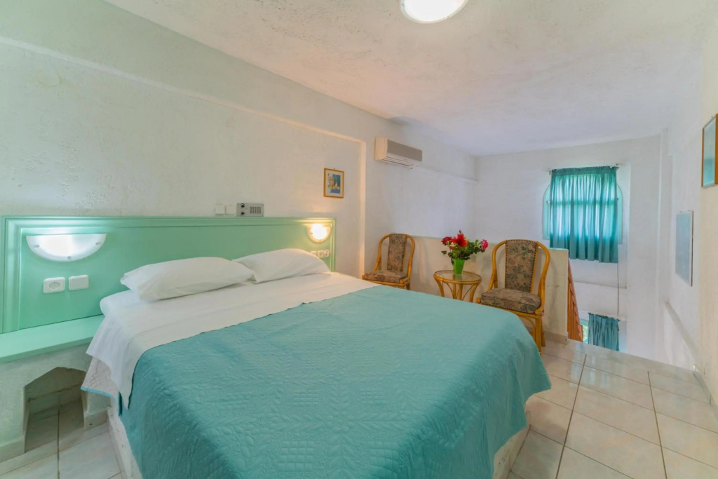Kastro Studios Apartments