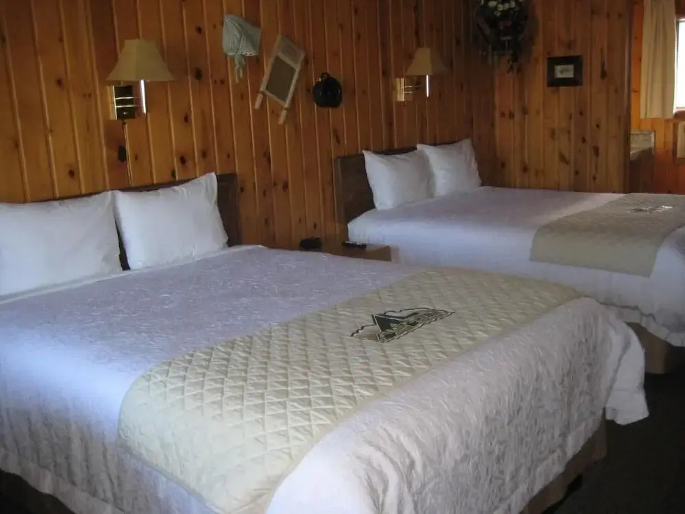 Alpine Lodge