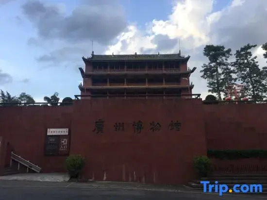 Yudong Yayuan Yuexunjia Apartment (Guangzhou Beijing Road Memorial Hall Subway Station)