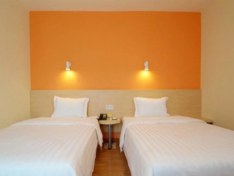 7Days Premium Guangzhou Cangbian Road Branch