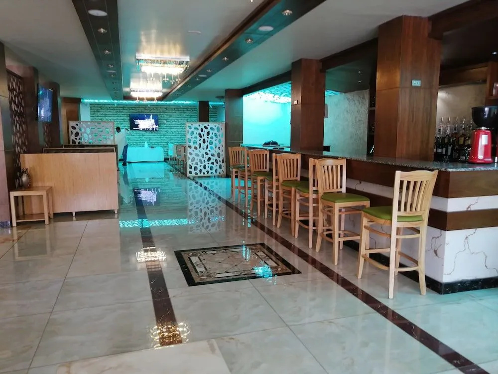 Sunspot Hotel