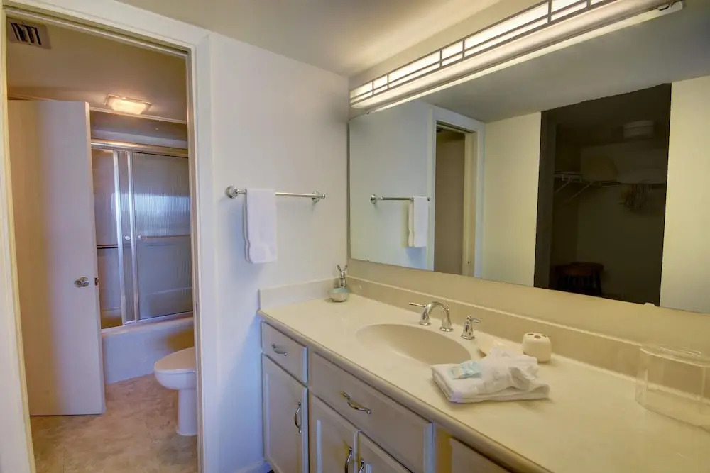 437 El Matador 2 Bedroom Condo by RedAwning