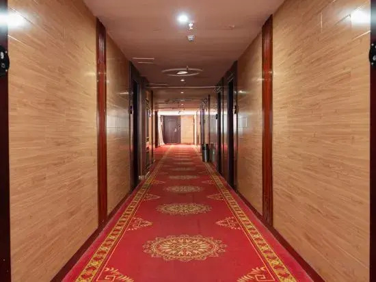Golden Swan Hotel