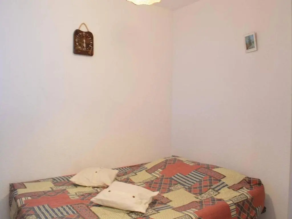 Appartement Le Grau-du-Roi, 2 pièces, 4 personnes - FR-1-250-74