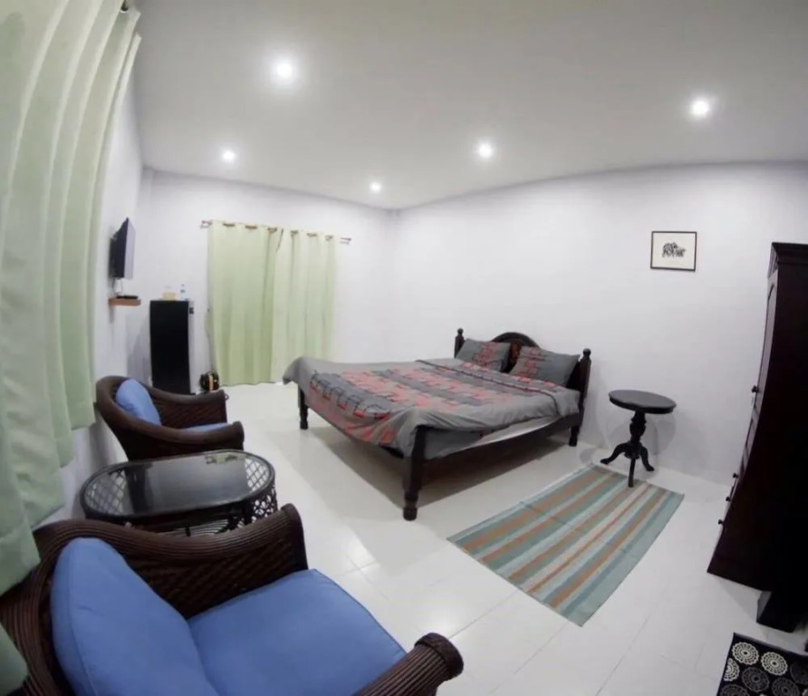 MaikhaoBeach Home