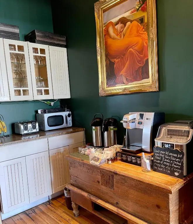 Somerset House Inn