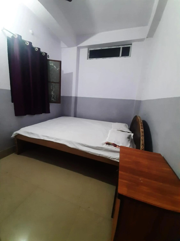 SPOT ON 87876 Gajadhar Rest House